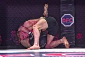Luke Nesbitt Reay vs Cody Lindsey